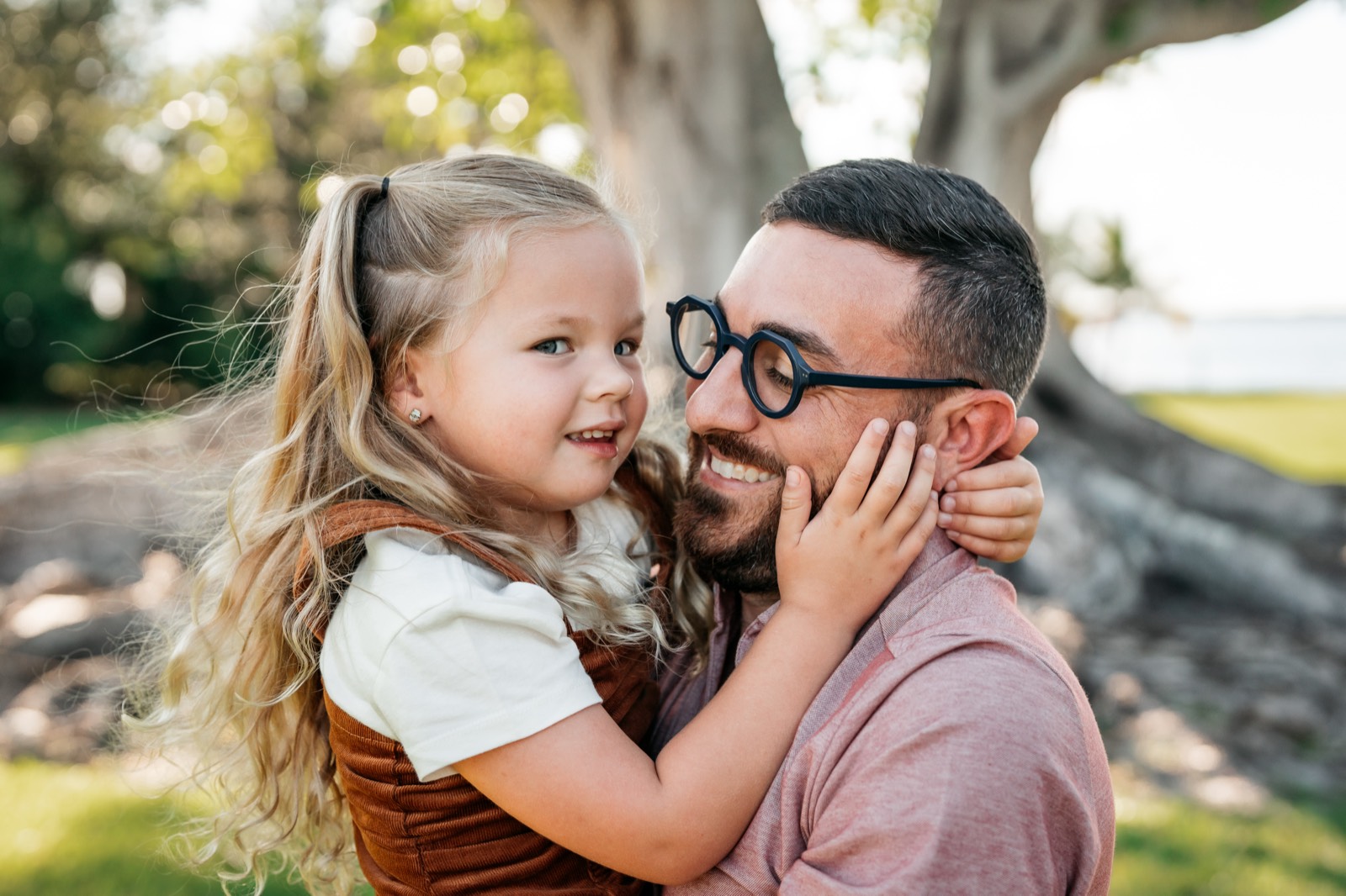 Allen and Isla sharing a tender moment